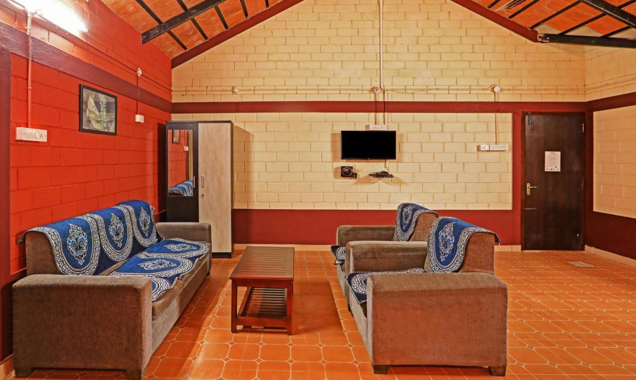 Hotel Allaranda Homestay Madikeri Exterior photo