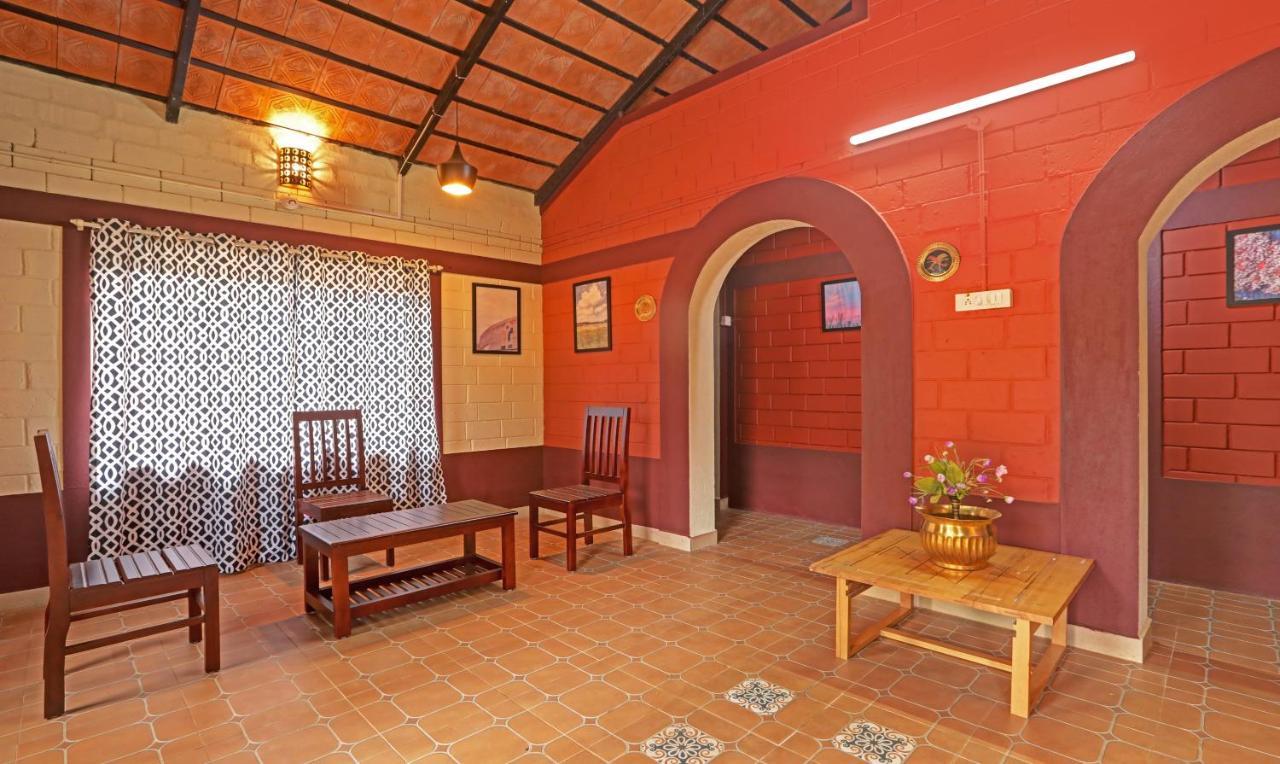 Hotel Allaranda Homestay Madikeri Exterior photo