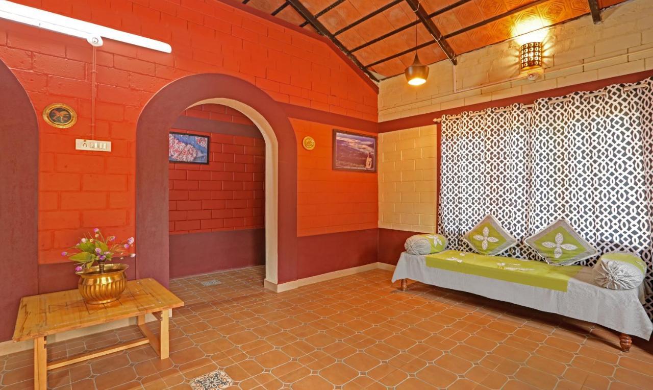 Hotel Allaranda Homestay Madikeri Exterior photo